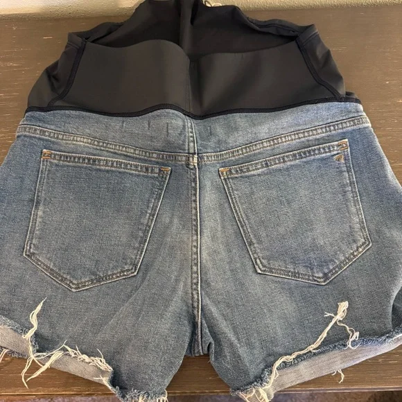 Madewell Maternity High Rise Jean Shorts Over the Belly Size 29 Raw Hem - Picture 4 of 12